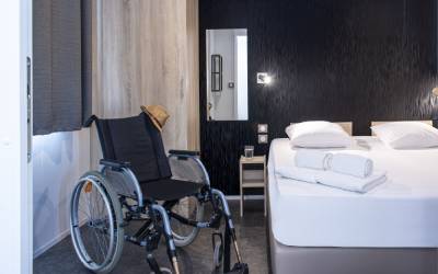 Is the holiday accommodation suitable for people with reduced mobility?