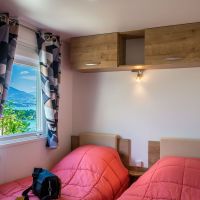 mobil-home-4-personnes-chorges-hautes-alpes-chambre